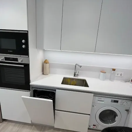 Avinguda Madrid 27 Bajos 1ª * Castell-Platja d'Aro