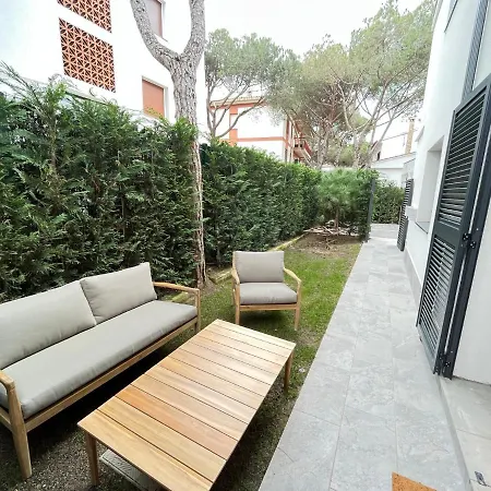 Avinguda Madrid 27 Bajos 1ª Apartament